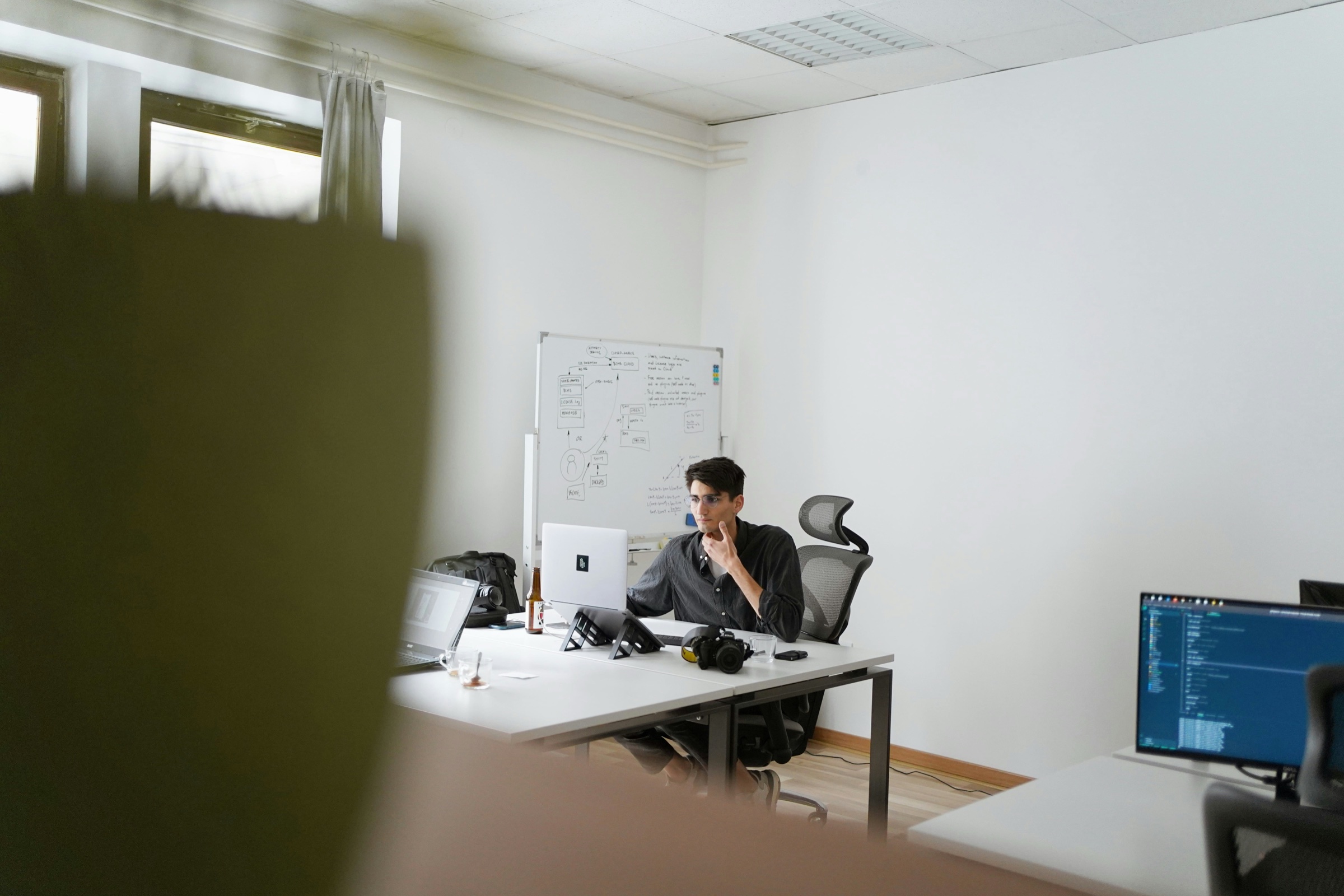 Eturia SAP Commerce Cloud specialists collaborating in an office